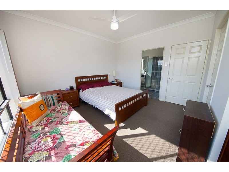 9 Nelson Circuit, Brassall QLD 4305