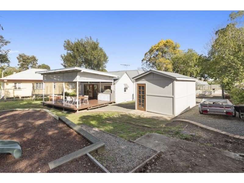 5 McLean Street, North Ipswich QLD 4305