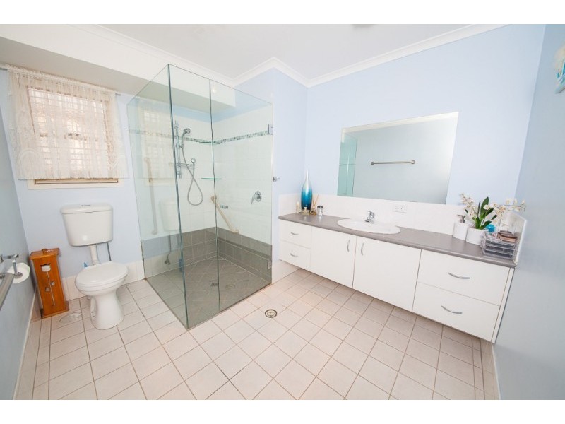 16/2 Workshops Street, Brassall QLD 4305