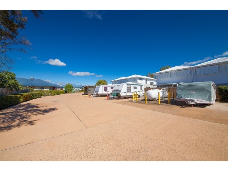 16/2 Workshops Street, Brassall QLD 4305