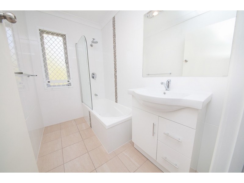 44 Holdsworth Road, North Ipswich QLD 4305