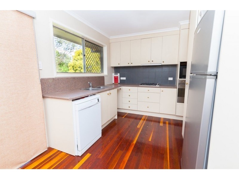 13 Paten Street, North Ipswich QLD 4305