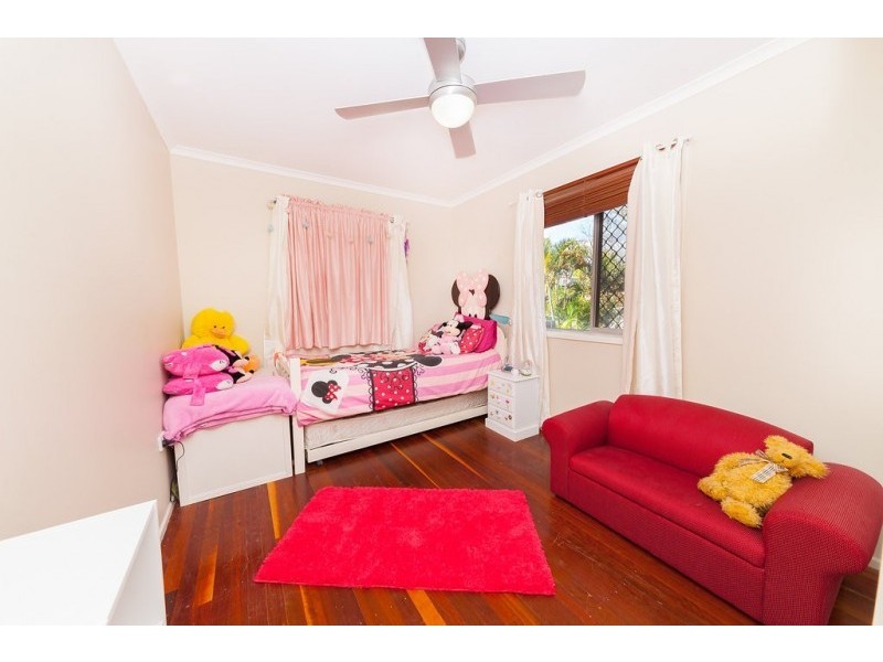 13 Paten Street, North Ipswich QLD 4305