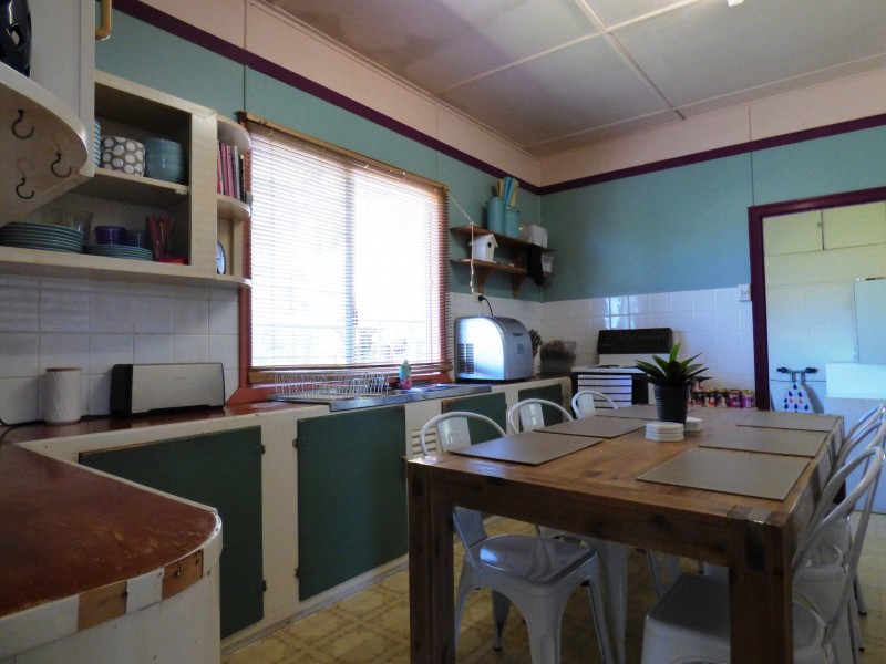 4 Berlin Street, Rosewood QLD 4340