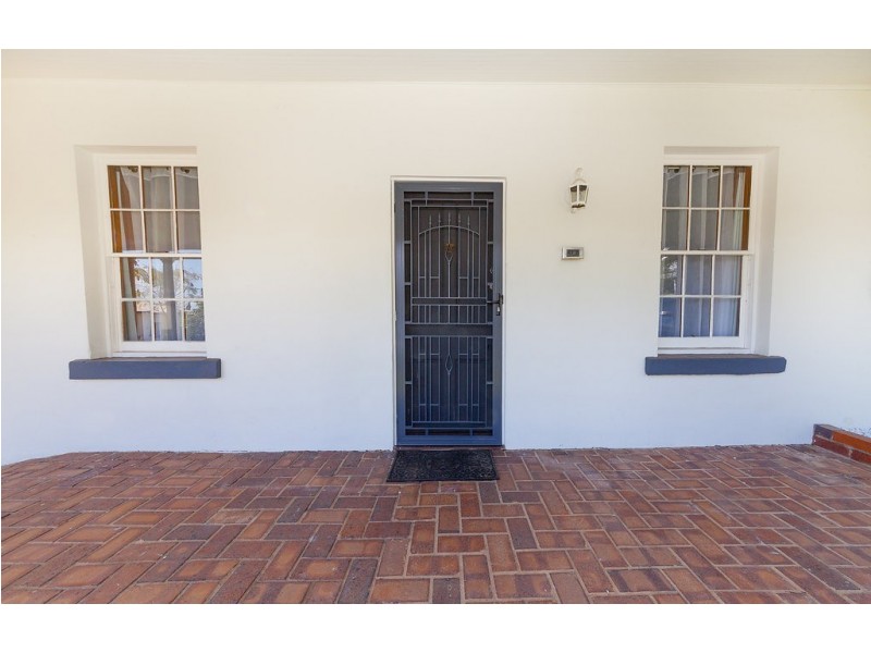 10 Murphy Street, Ipswich QLD 4305