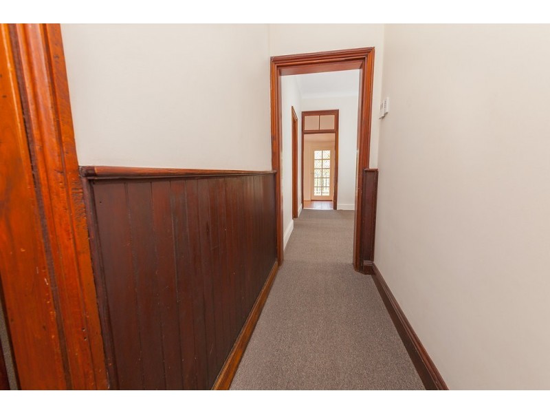 10 Murphy Street, Ipswich QLD 4305