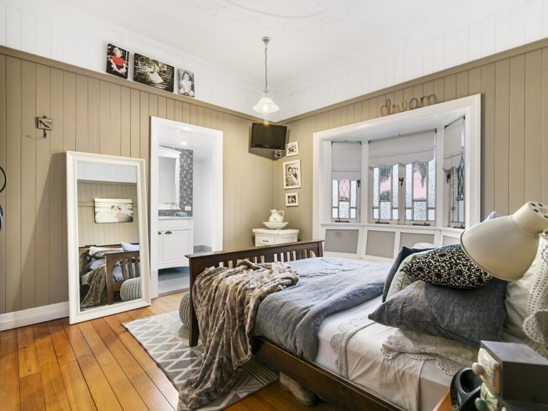 15 Joffre Street, Booval QLD 4304