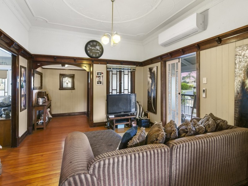 15 Joffre Street, Booval QLD 4304