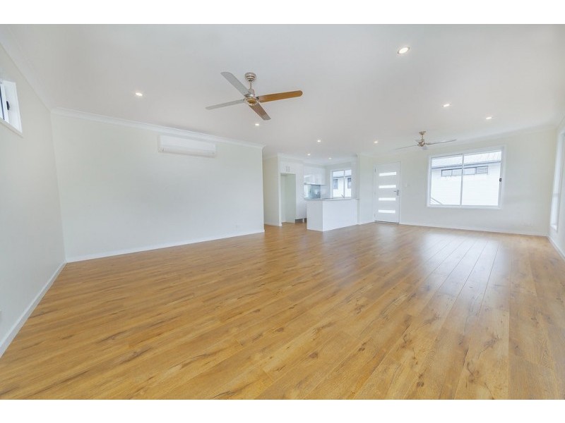 10 Vauxhall Street, North Tivoli QLD 4305