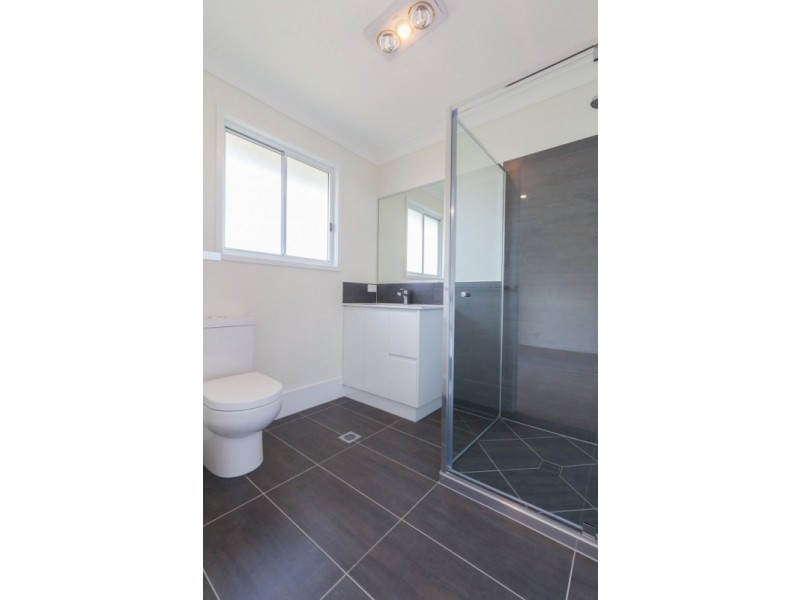 10 Vauxhall Street, North Tivoli QLD 4305