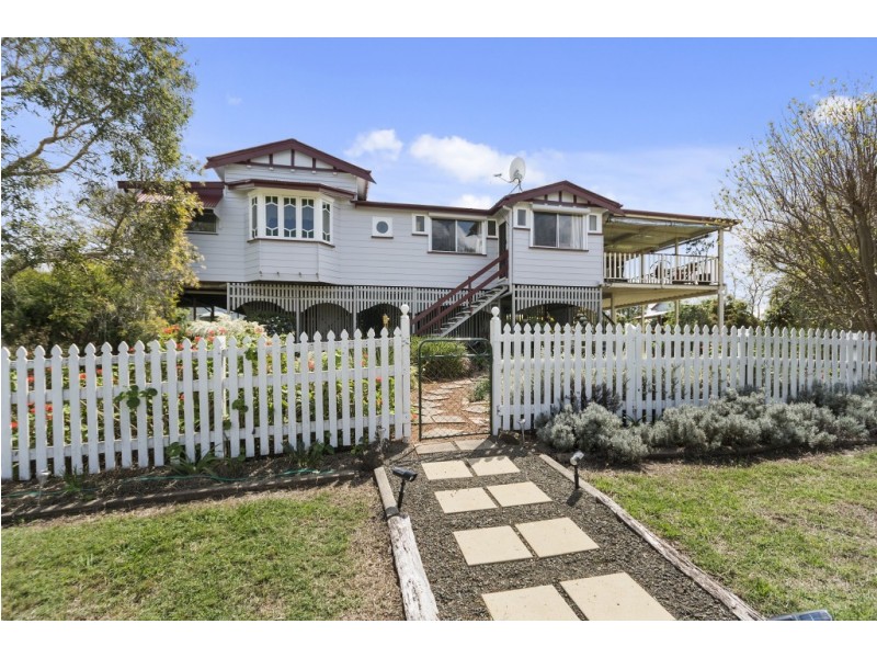 61 Henderson Road, Lanefield QLD 4340