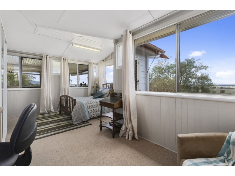 61 Henderson Road, Lanefield QLD 4340