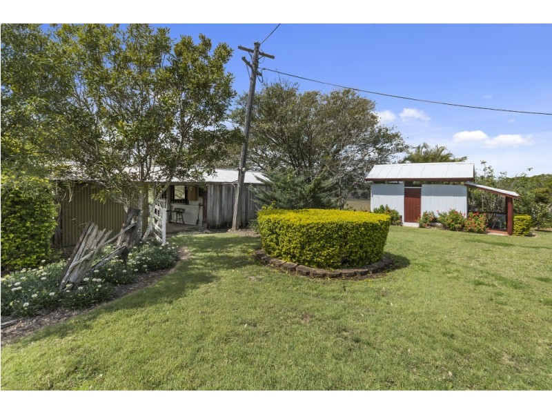 61 Henderson Road, Lanefield QLD 4340