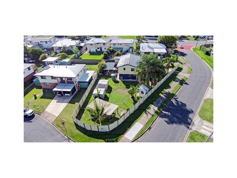 1 Madden Street, Silkstone QLD 4304