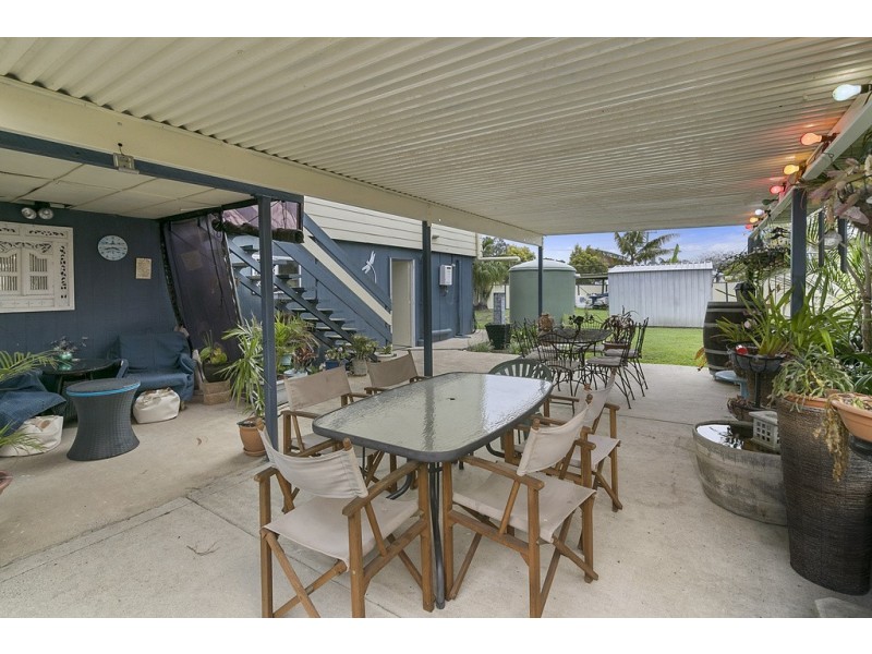 1 Madden Street, Silkstone QLD 4304