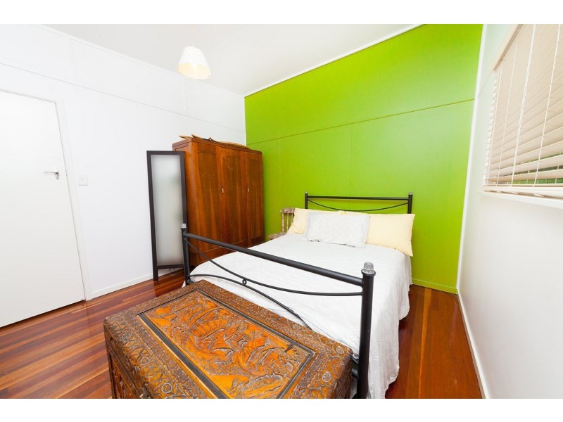 11 Jellicoe Street, Brassall QLD 4305