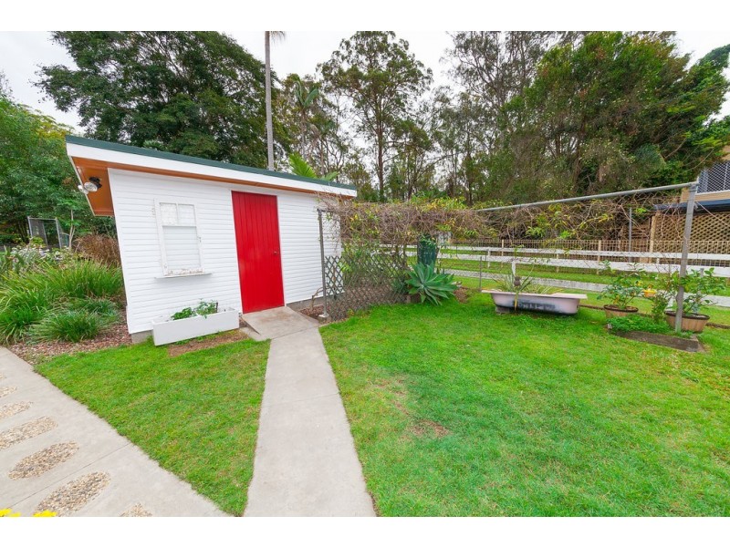 11 Jellicoe Street, Brassall QLD 4305