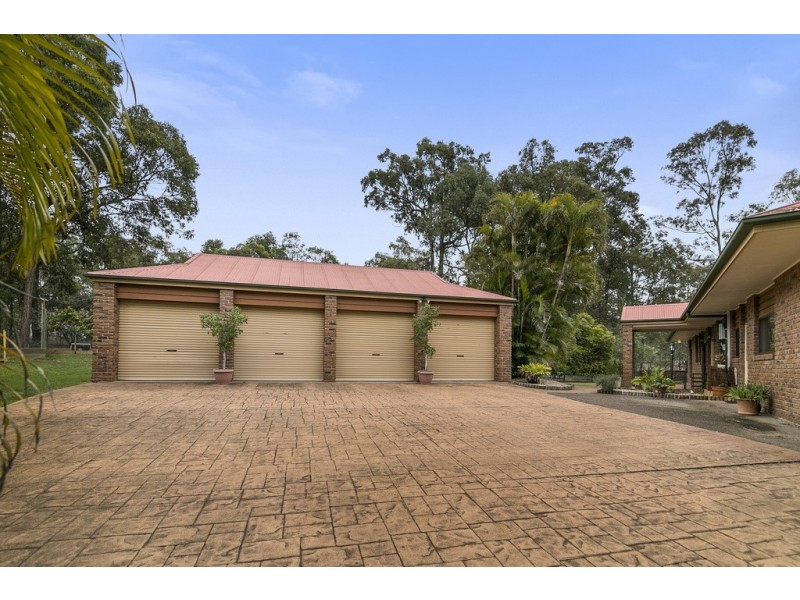 25 Gabbinbar Court,, Pine Mountain QLD 4306