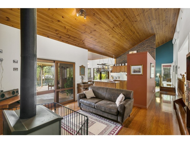 25 Gabbinbar Court,, Pine Mountain QLD 4306