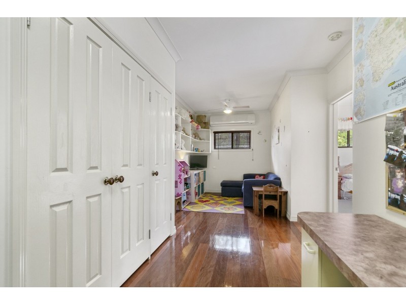 25 Gabbinbar Court,, Pine Mountain QLD 4306