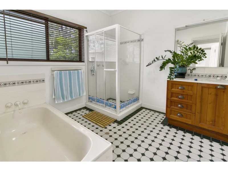 25 Gabbinbar Court,, Pine Mountain QLD 4306