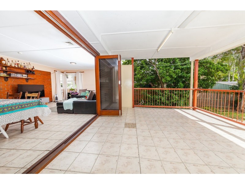 5 Menzies Lane, Eastern Heights QLD 4305