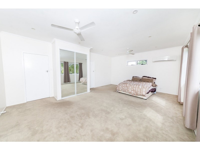5 Menzies Lane, Eastern Heights QLD 4305