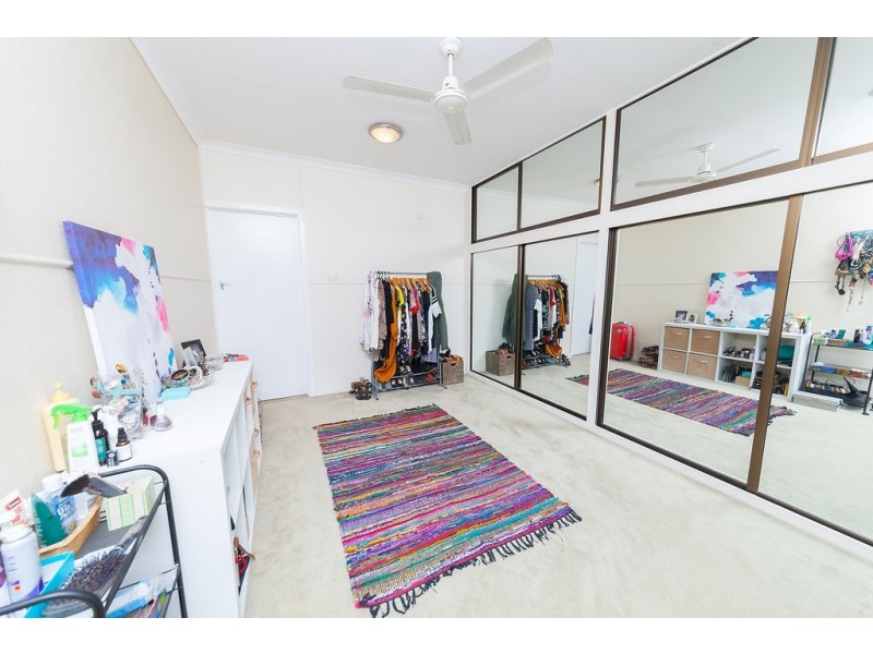 5 Menzies Lane, Eastern Heights QLD 4305