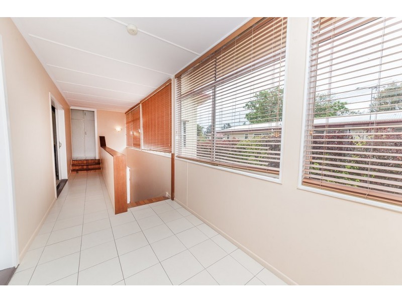5 Menzies Lane, Eastern Heights QLD 4305