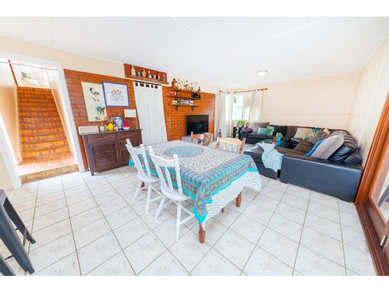 5 Menzies Lane, Eastern Heights QLD 4305