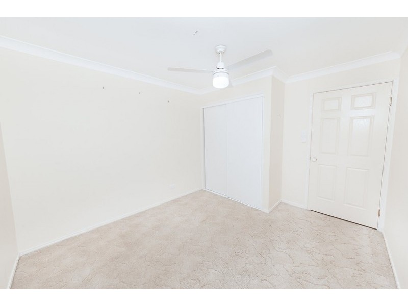 4 Catherine Place, Flinders View QLD 4305