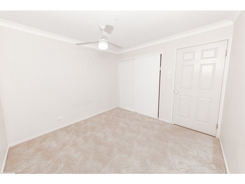 4 Catherine Place, Flinders View QLD 4305