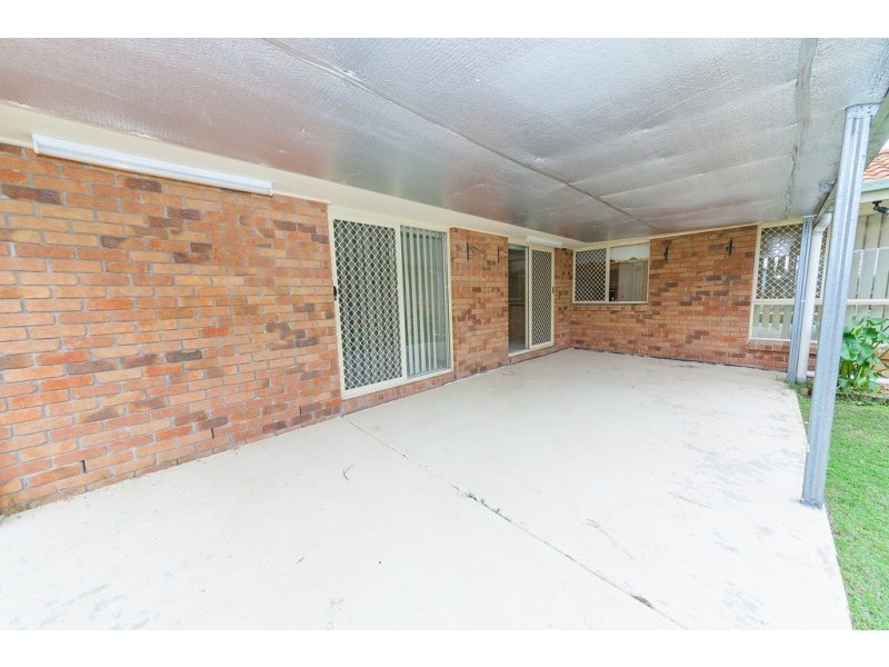 4 Catherine Place, Flinders View QLD 4305