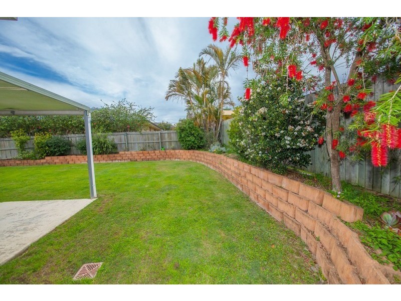 4 Catherine Place, Flinders View QLD 4305