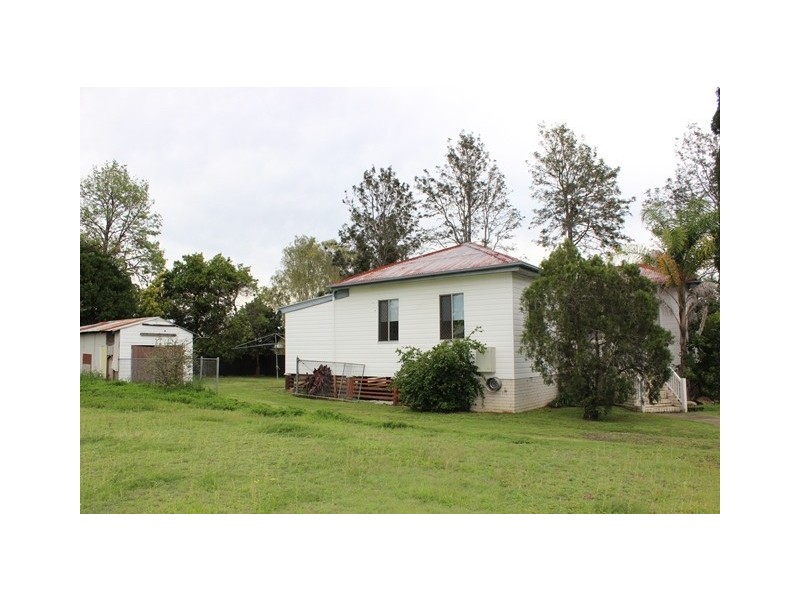 28 Merrell Street, East Ipswich QLD 4305