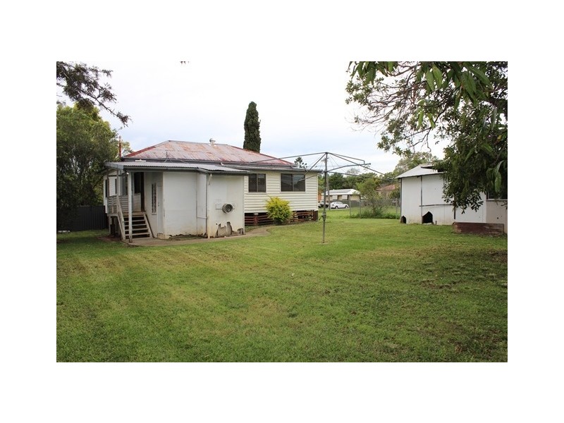 28 Merrell Street, East Ipswich QLD 4305