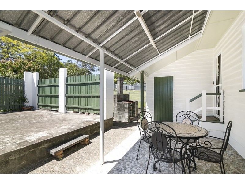14 McMahon Street, Bundamba QLD 4304