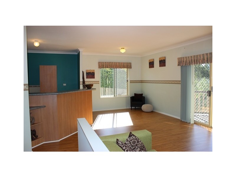 124 Willowtree Drive, Flinders View QLD 4305