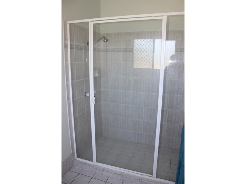 124 Willowtree Drive, Flinders View QLD 4305
