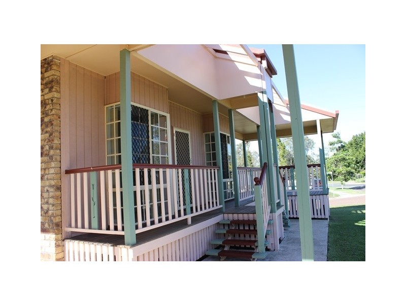 124 Willowtree Drive, Flinders View QLD 4305