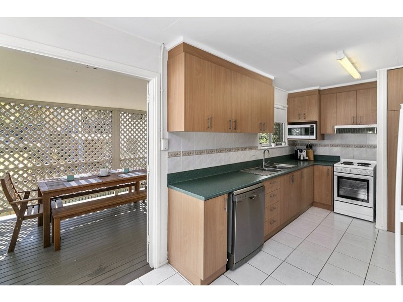 28 Churchill Street, Churchill QLD 4305