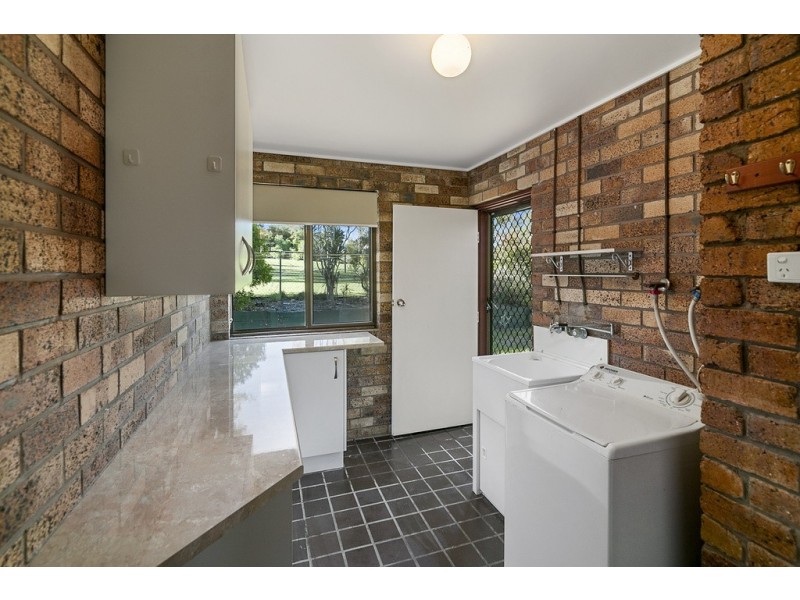 8 Lyndon Way, Karalee QLD 4306