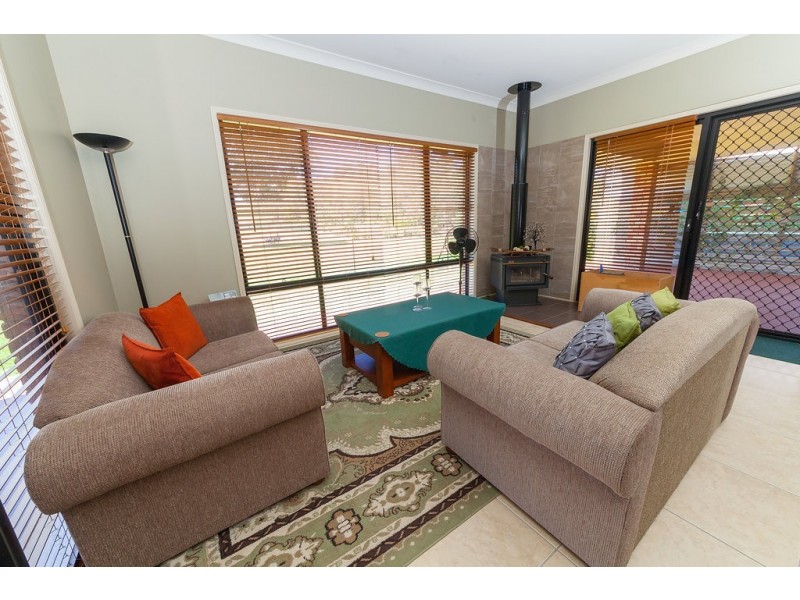89 Cabernet Crescent, Pine Mountain QLD 4306