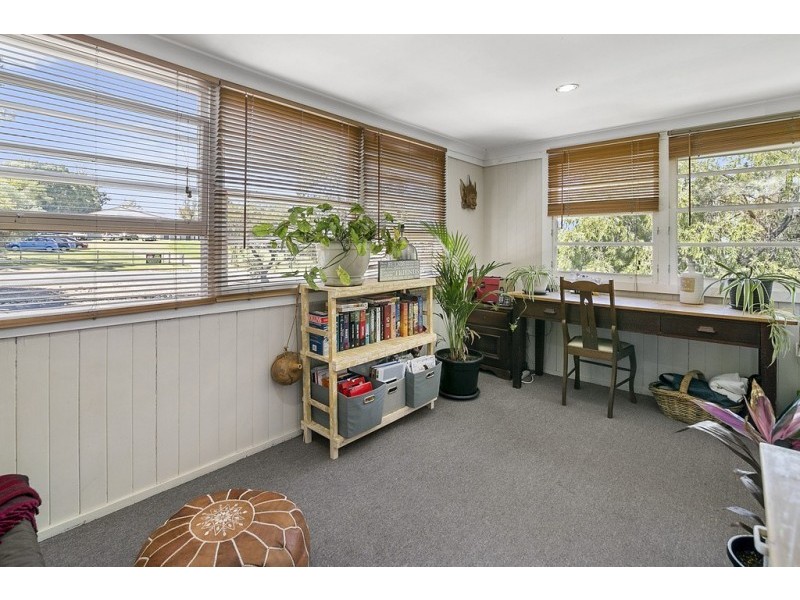 17A Lawrence Street, North Ipswich QLD 4305