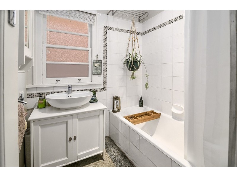 17A Lawrence Street, North Ipswich QLD 4305