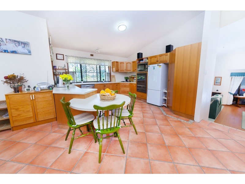 7 Dann Court, Collingwood Park QLD 4301