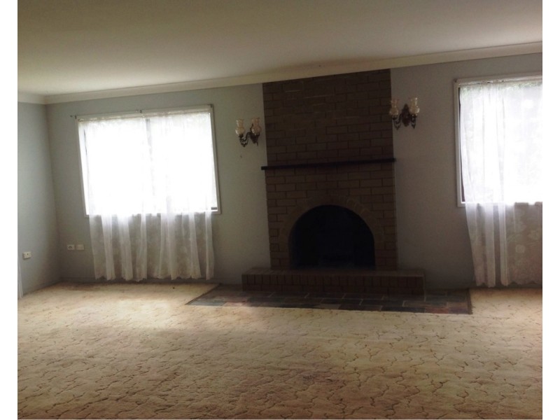 1286 Ripley Road, South Ripley QLD 4306