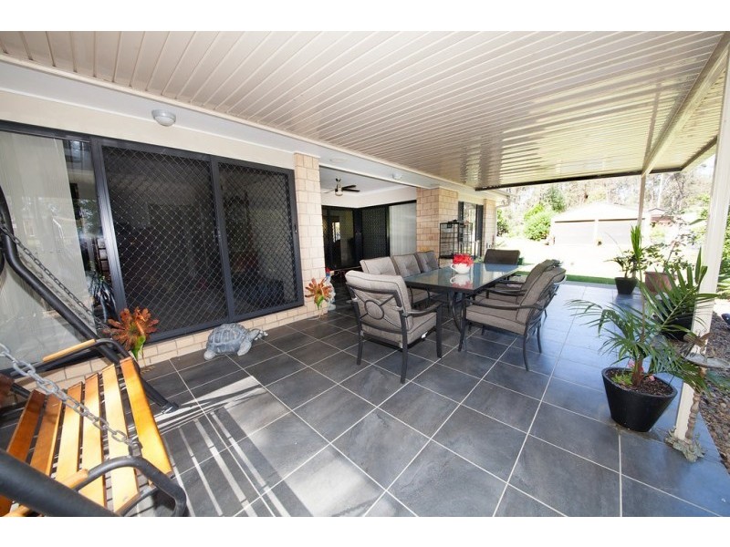 82 Chestnut Drive, Pine Mountain QLD 4306