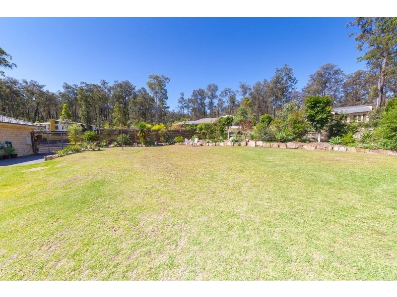 82 Chestnut Drive, Pine Mountain QLD 4306
