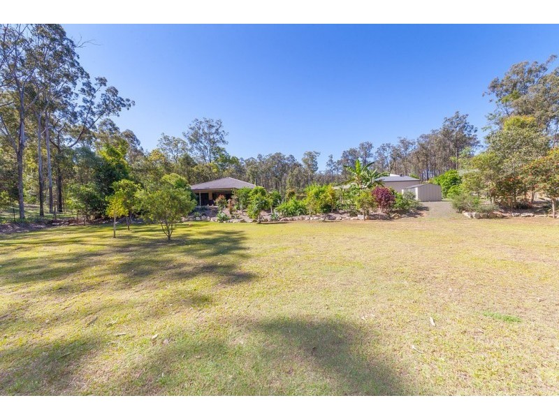 82 Chestnut Drive, Pine Mountain QLD 4306
